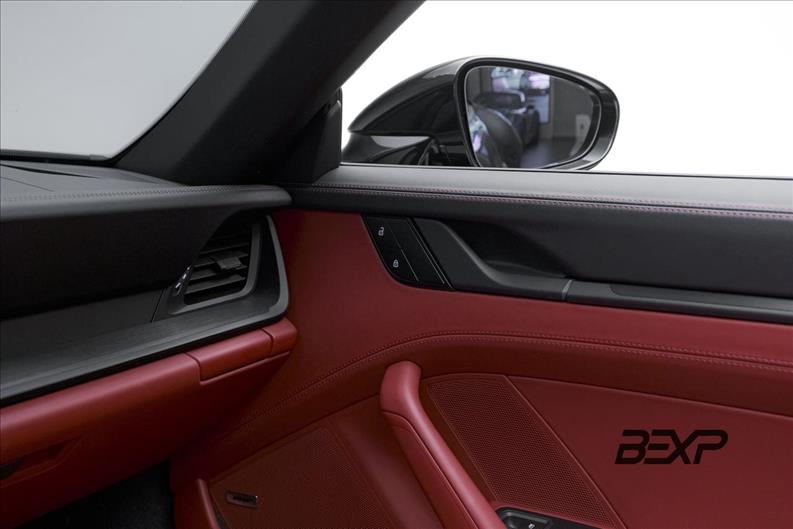 Porsche-911-3.0 24V H6 Carrera GTS Cabriolet