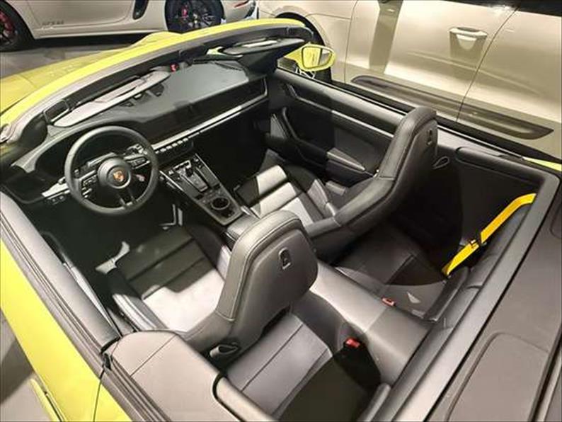 Porsche-911-3.0 24V H6 Carrera Cabriolet