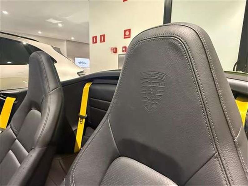 Porsche-911-3.0 24V H6 Carrera Cabriolet