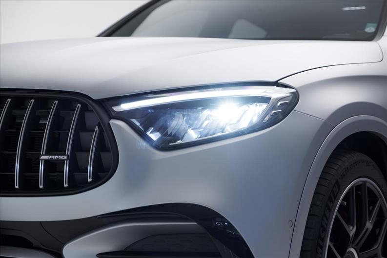 Mercedes-Benz-GLC 63 AMG-2.0 Turbo Phev S E Performance Coupé 4matic+ Speedshift