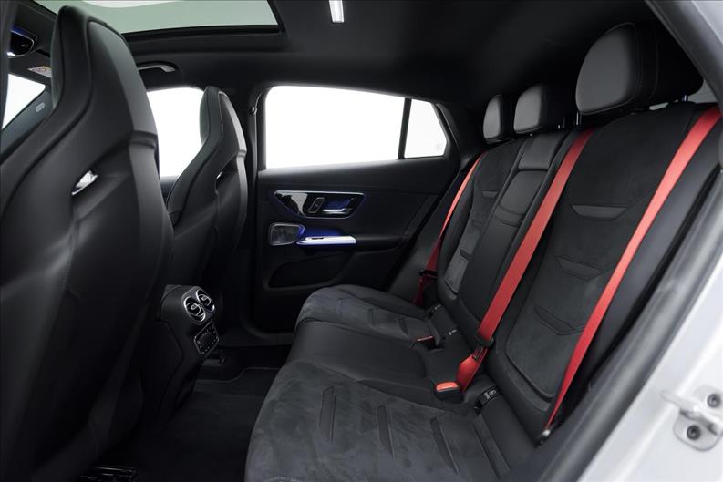 Mercedes-Benz-GLC 63 AMG-2.0 Turbo Phev S E Performance Coupé 4matic+ Speedshift