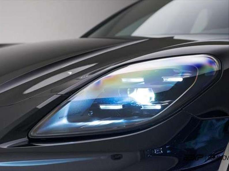 Porsche-PANAMERA-2.9 V6 E-hybrid 4