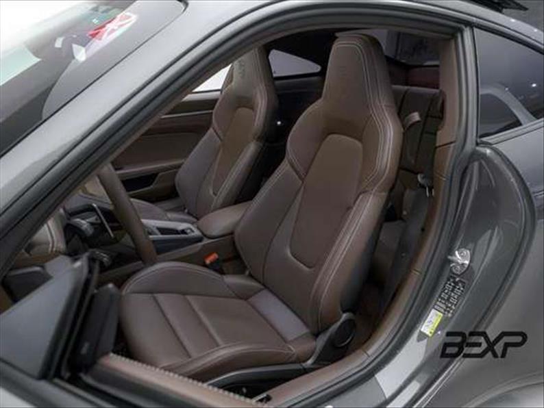 Porsche-911-3.0 24V H6 Carrera