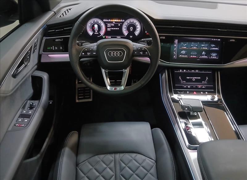 Audi-Q8-3.0 TFSI Performance Black Quattro