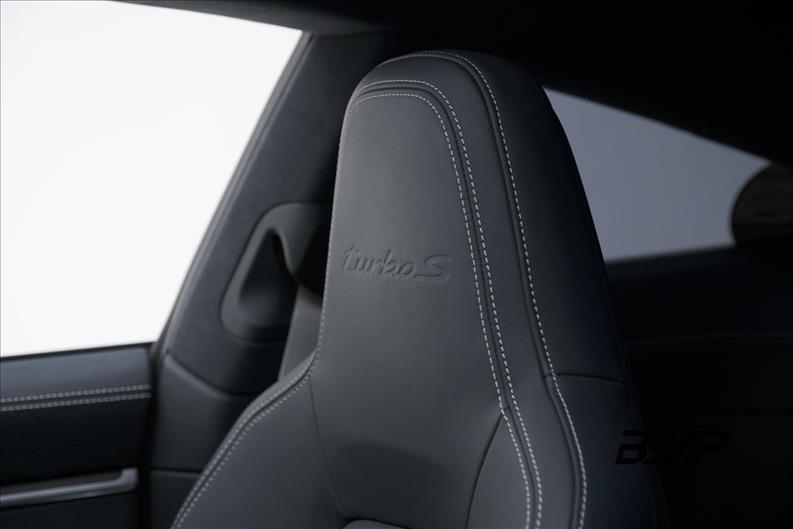 Porsche-911-3.8 24V H6 Turbo S