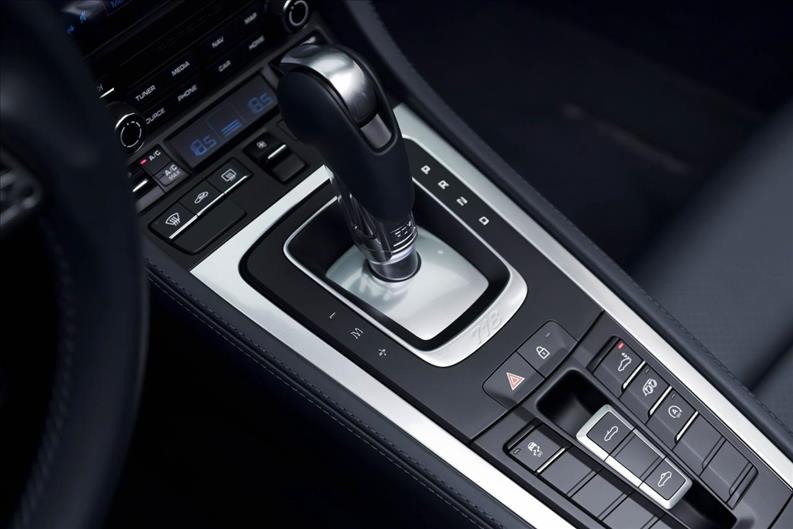 Porsche-718-2.0 16V H4 Boxster