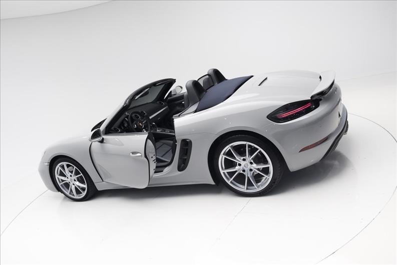 Porsche-718-2.0 16V H4 Boxster