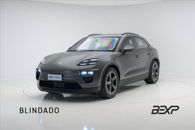 Porsche-MACAN-4