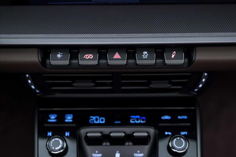 Porsche-911-3.0 24V H6 Carrera Cabriolet