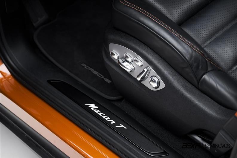 Porsche-MACAN-2.0 Turbo T