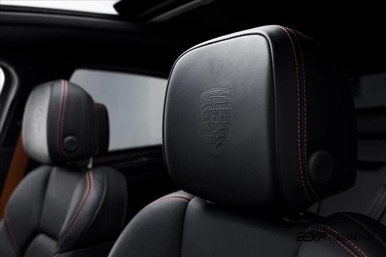 Porsche-MACAN-2.0 Turbo T