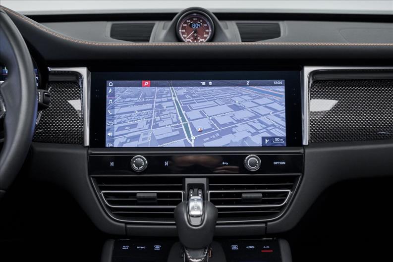 Porsche-MACAN-2.0 Turbo T