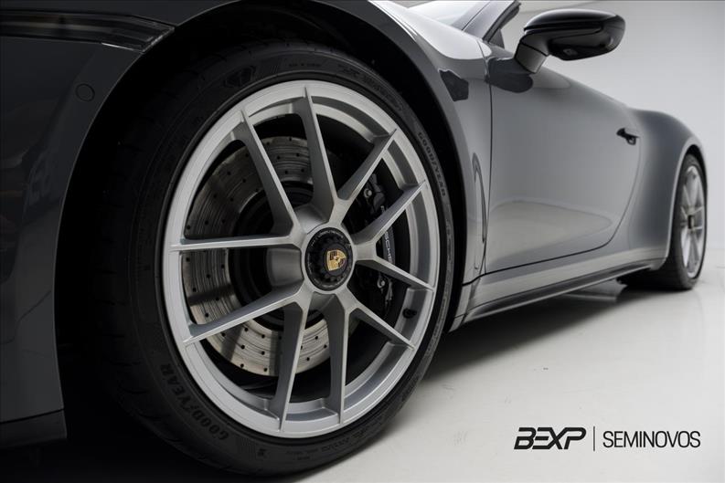 Porsche-911-3.6 24V H6 Carrera GTS Cabriolet