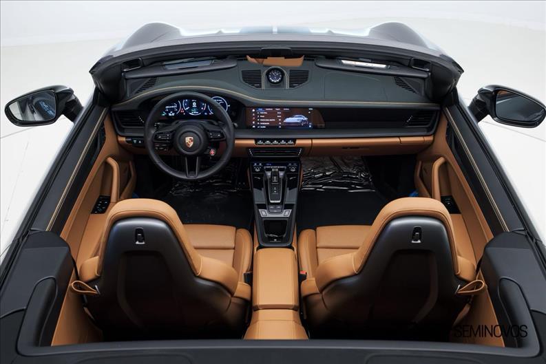 Porsche-911-3.6 24V H6 Carrera GTS Cabriolet