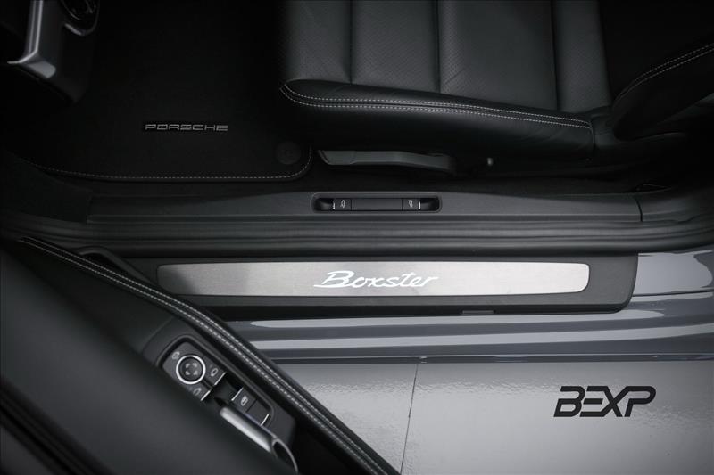 Porsche-718-2.0 16V H4 Boxster Style Edition