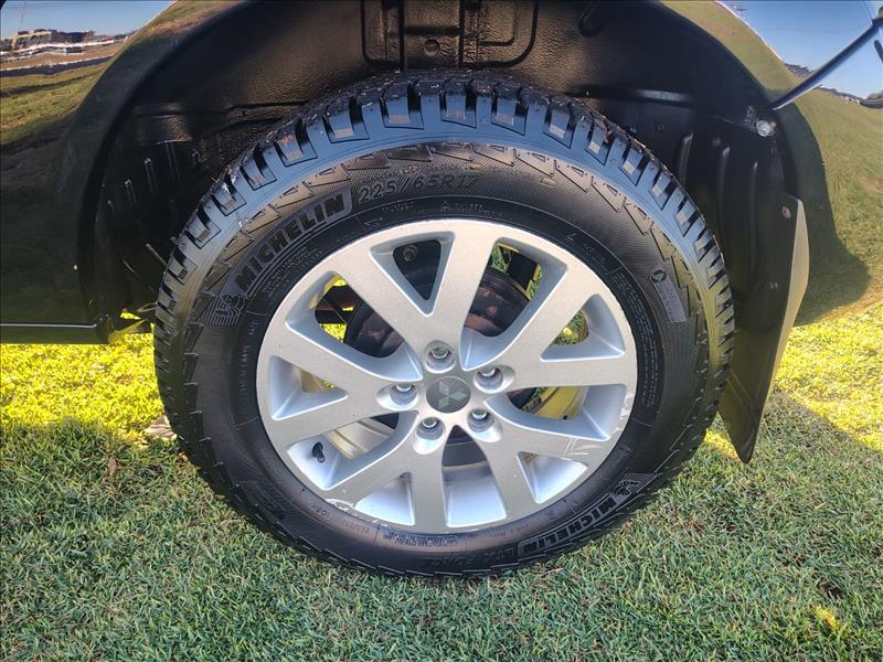  PAJERO TR4  2.0 4X2 16V 140cv 13