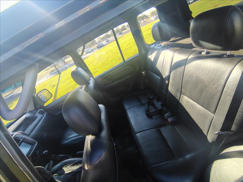  PAJERO TR4  2.0 4X2 16V 140cv 7
