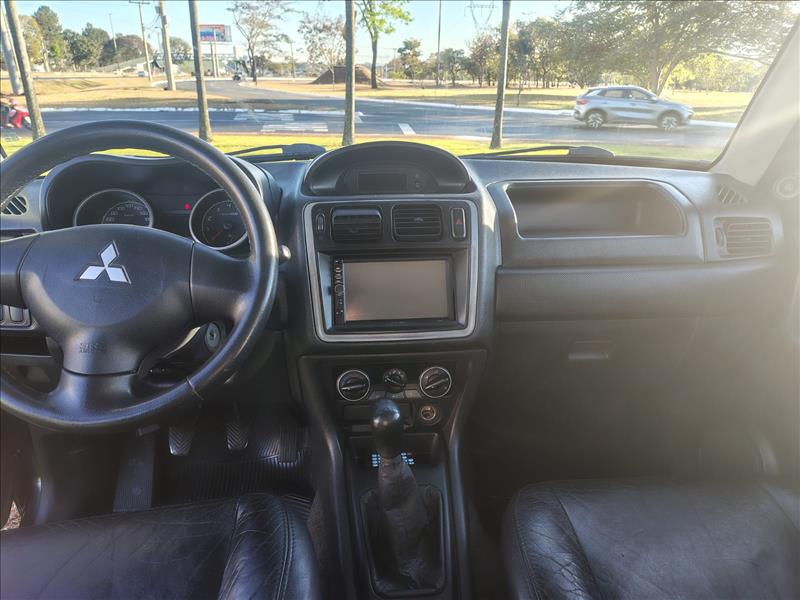  PAJERO TR4  2.0 4X2 16V 140cv 8