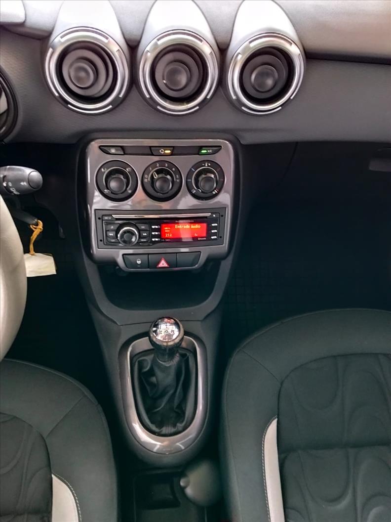  C3  1.5 Tendance 8V 11