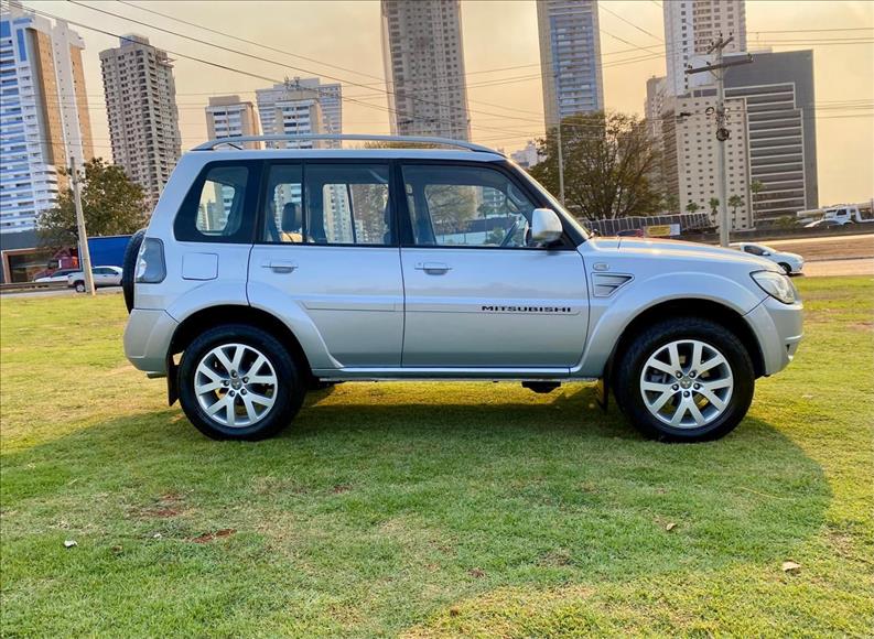 PAJERO 2.0 TR4 4X4 16V PAJERO 2.0 TR4 4X4 16V