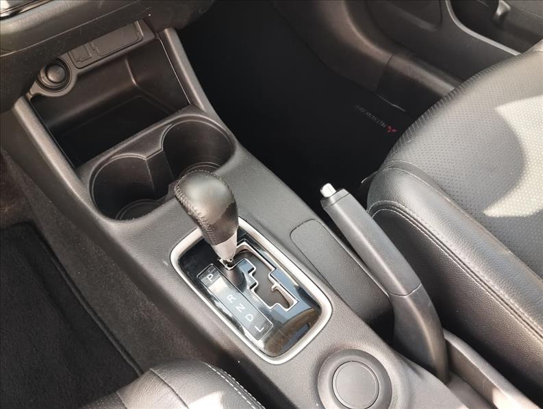  OUTLANDER  2.0 16V 12