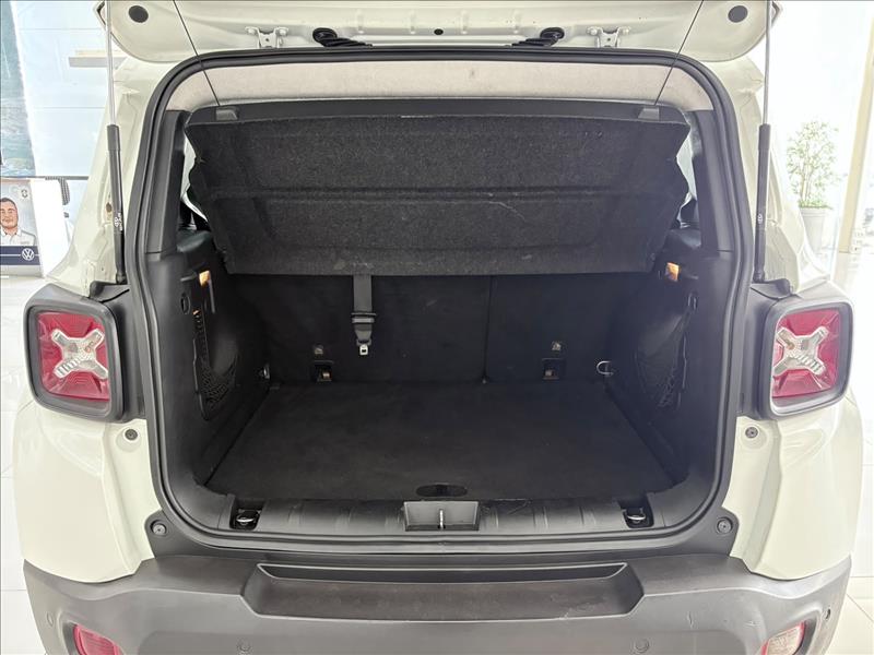  RENEGADE  1.8 16V Sport 14