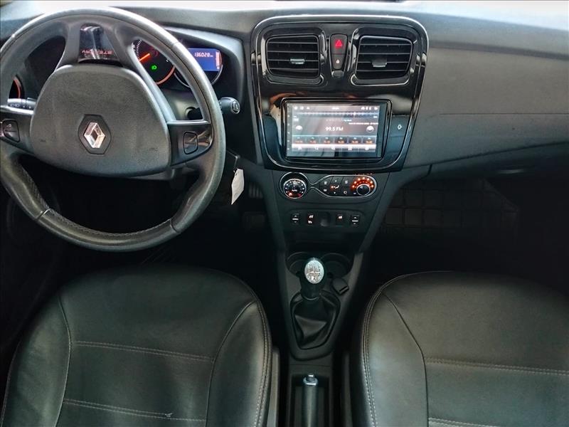  SANDERO  1.6 Stepway 8V 10