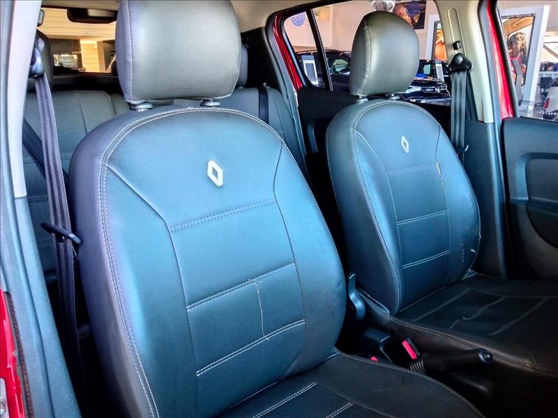  SANDERO  1.6 Stepway 8V 6