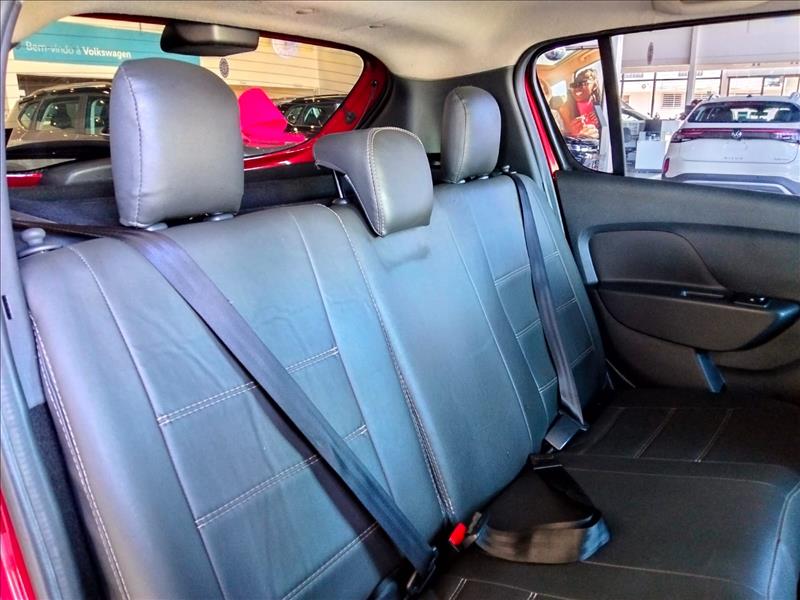  SANDERO  1.6 Stepway 8V 7