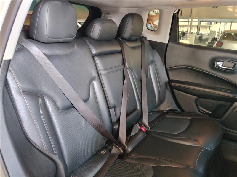  COMPASS  2.0 16V Longitude 7