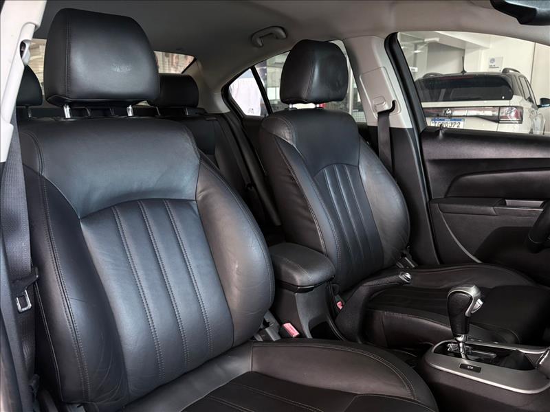  CRUZE  1.8 LT 16V 6