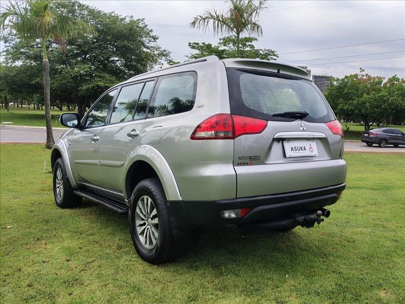  PAJERO  3.2 HPE 4X4 7 Lugares 16V Turbo Intercooler 3