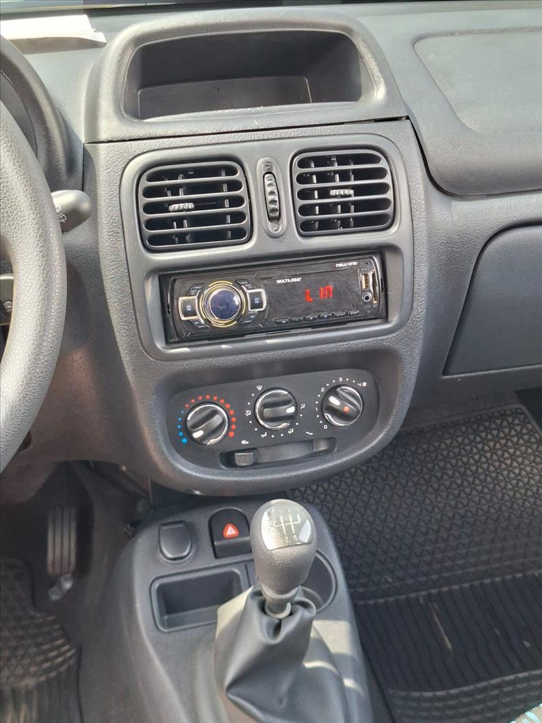  CLIO  1.0 Expression 16V 9