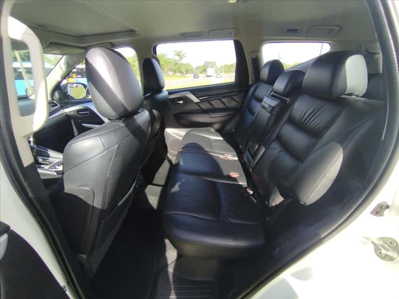  PAJERO SPORT  2.4 16V Mivec Turbo HPE AWD 11