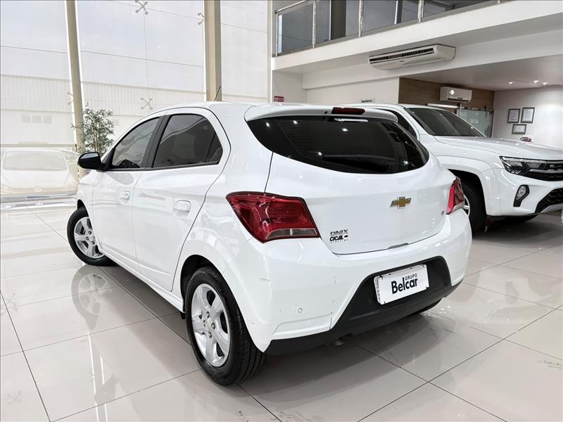  ONIX  1.4 MPFI LT 8V 3