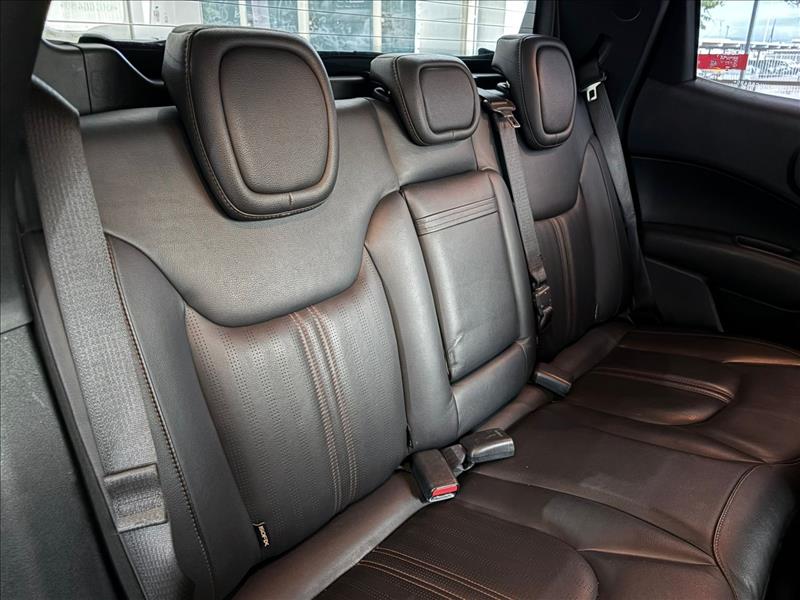  TORO  2.0 16V Turbo Volcano 4WD AT9 6