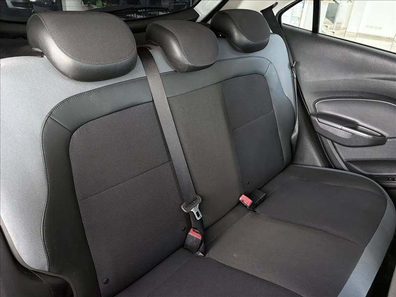  ONIX  1.4 MPFI Activ 8V 7