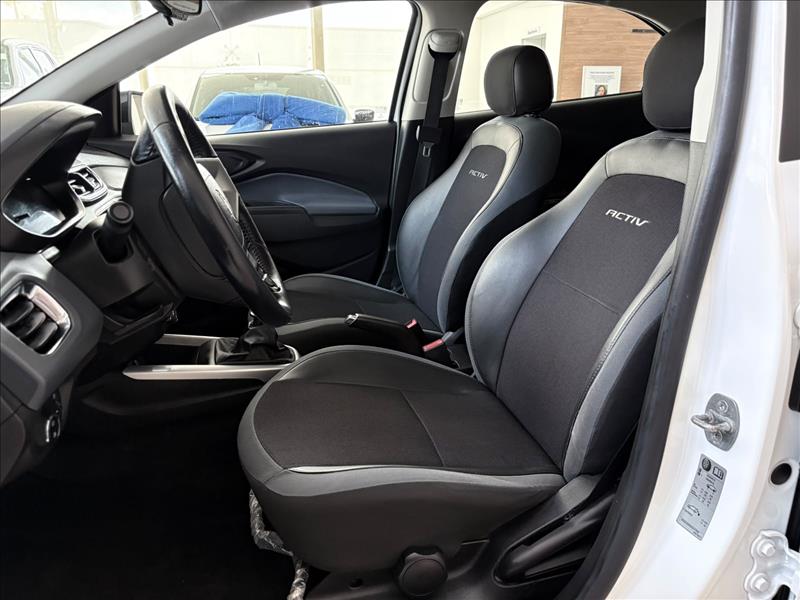  ONIX  1.4 MPFI Activ 8V 8