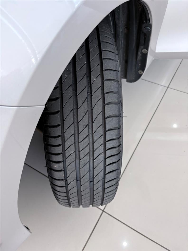  YARIS  1.5 16V XLS Multidrive 16