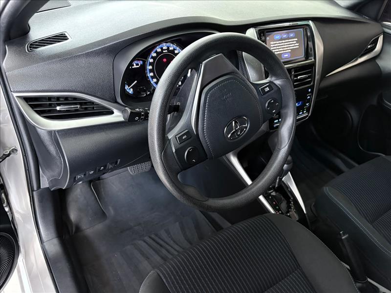  YARIS  1.5 16V XLS Multidrive 11