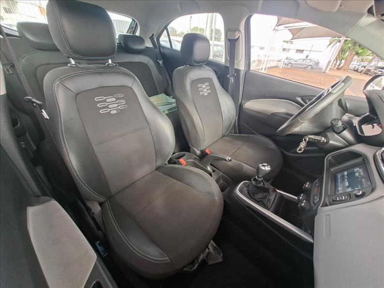  ONIX  1.0 MPFI LT 8V 6