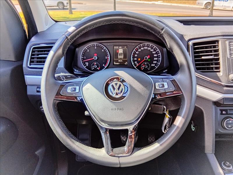 AMAROK 3.0 V6 TDI Highline Extreme CD 4motion AMAROK 3.0 V6 TDI Highline Extreme CD 4motion