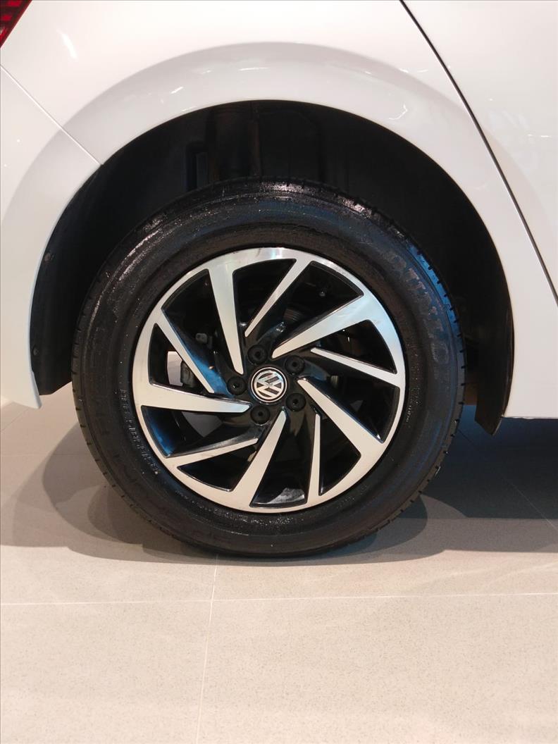  POLO  1.0 200 TSI Comfortline 17