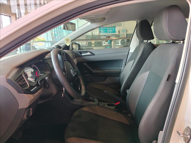  POLO  1.0 200 TSI Comfortline 8