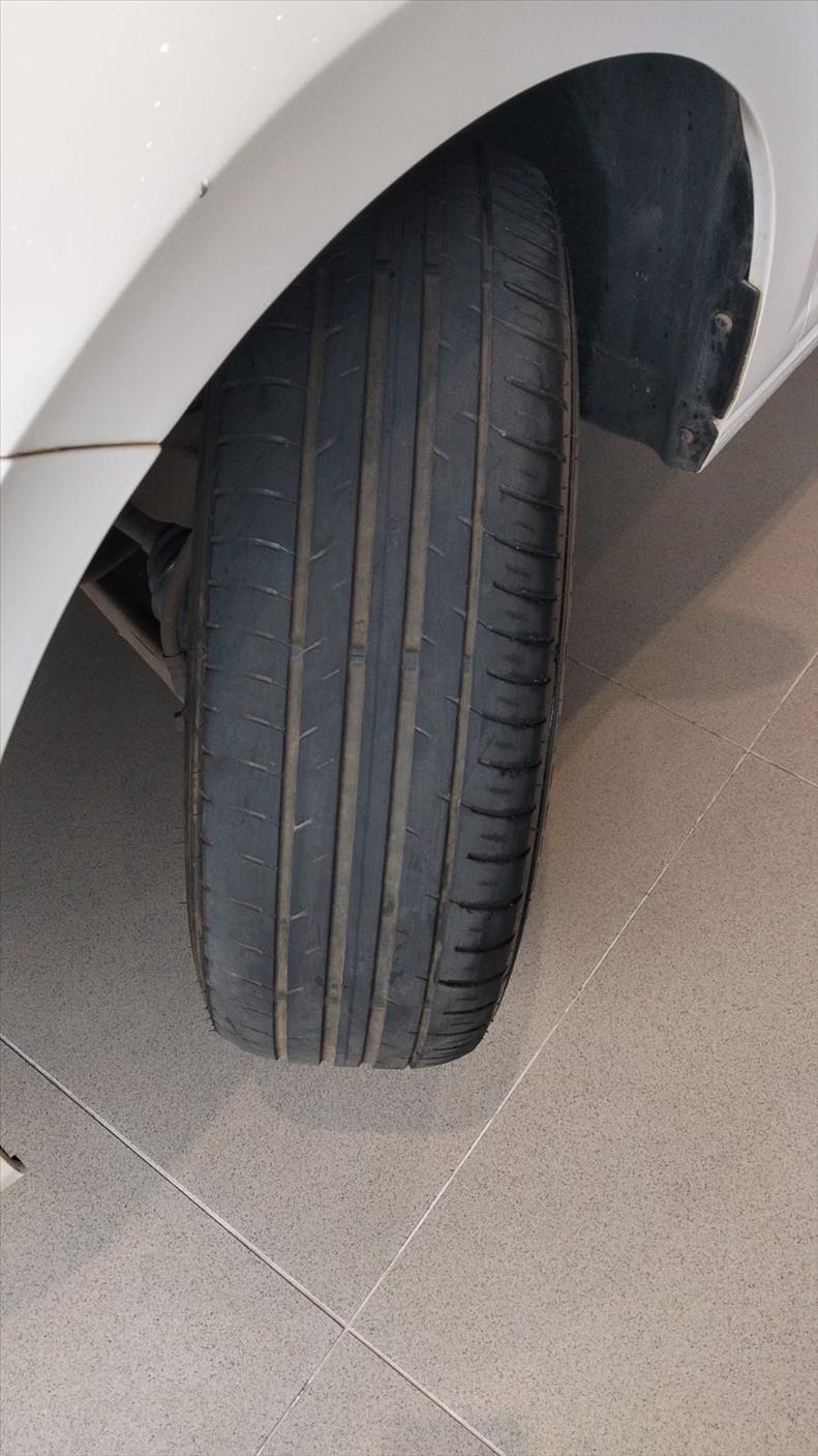  POLO  1.0 200 TSI Comfortline 16