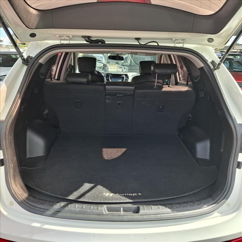 SANTA FÉ 3.3 MPFI 4X4 7 Lugares V6 270cv SANTA FÉ 3.3 MPFI 4X4 7 Lugares V6 270cv