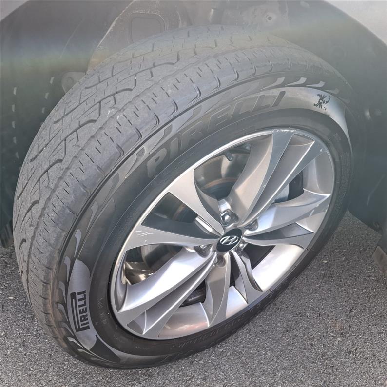 SANTA FÉ 3.3 MPFI 4X4 7 Lugares V6 270cv SANTA FÉ 3.3 MPFI 4X4 7 Lugares V6 270cv