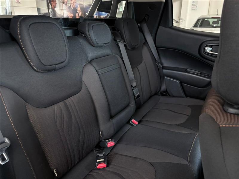  TORO  2.4 16V Multiair Volcano AT9 7