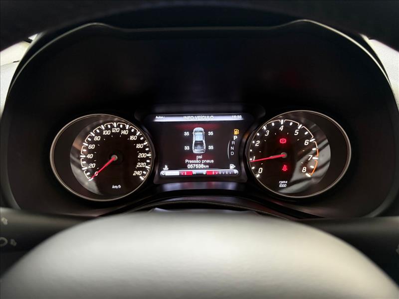  TORO  2.4 16V Multiair Volcano AT9 13