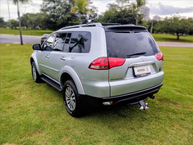  PAJERO  3.2 HPE 4X4 7 Lugares 16V Turbo Intercooler 3